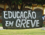 Professores de 27 universidades federais aprovam greve